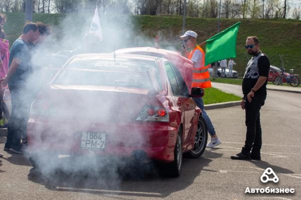 Белорусы «случайно» собрали самый быстрый Largus в мире