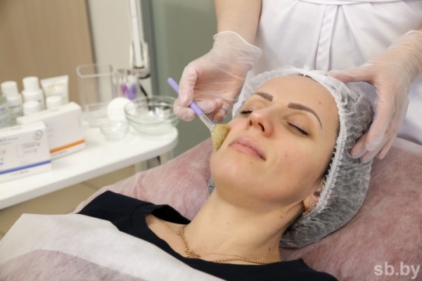 Косметолог предостерегла от распространенных ошибок в уходе за кожей