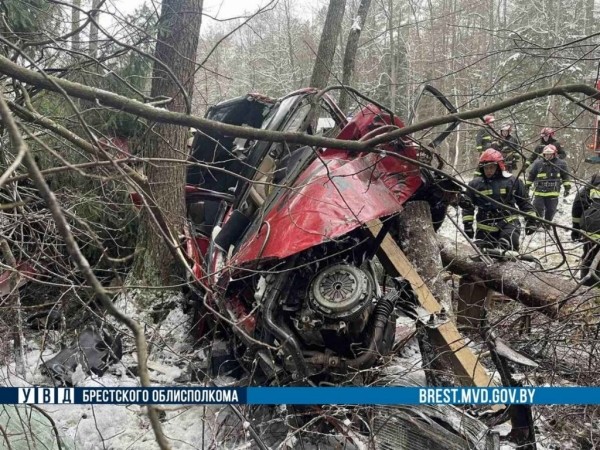 В Брестской области произошло серьезное ДТП В Брестской области произошло серьезное ДТП