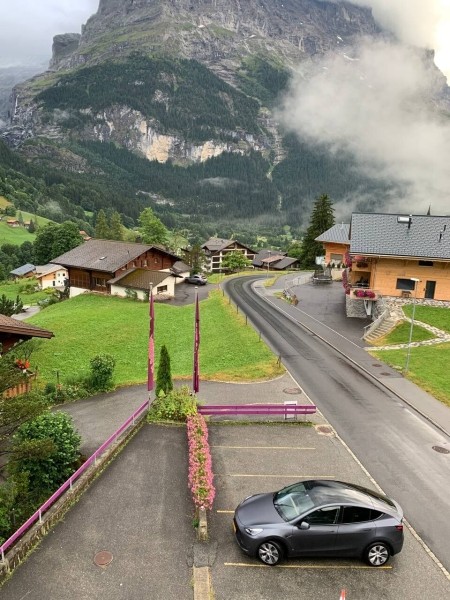 «За год зарядка подорожала в три раза». Белорус, который проживает в Нидерландах, посчитал экономию от Tesla Model Y «За год зарядка подорожала в три раза». Белорус, который проживает в Нидерландах, посчитал экономию от Tesla Model Y