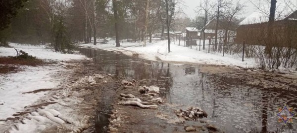 Фотофакт. Подтопило участки возле Бреста и по области