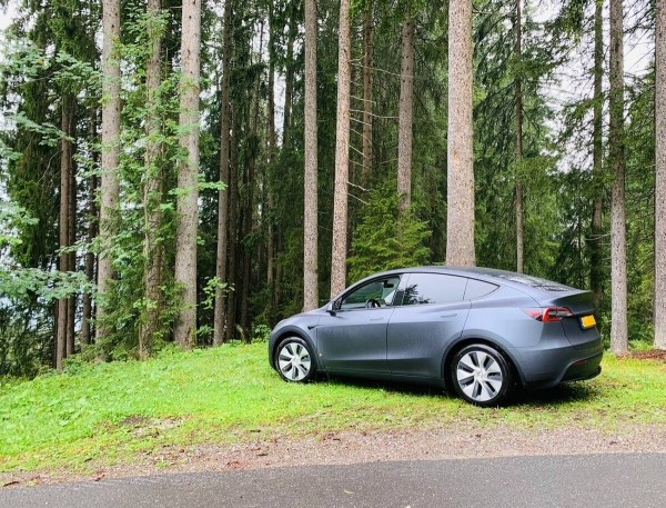«За год зарядка подорожала в три раза». Белорус, который проживает в Нидерландах, посчитал экономию от Tesla Model Y «За год зарядка подорожала в три раза». Белорус, который проживает в Нидерландах, посчитал экономию от Tesla Model Y