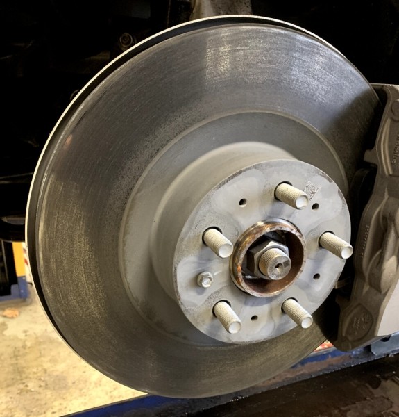 «За год зарядка подорожала в три раза». Белорус, который проживает в Нидерландах, посчитал экономию от Tesla Model Y «За год зарядка подорожала в три раза». Белорус, который проживает в Нидерландах, посчитал экономию от Tesla Model Y