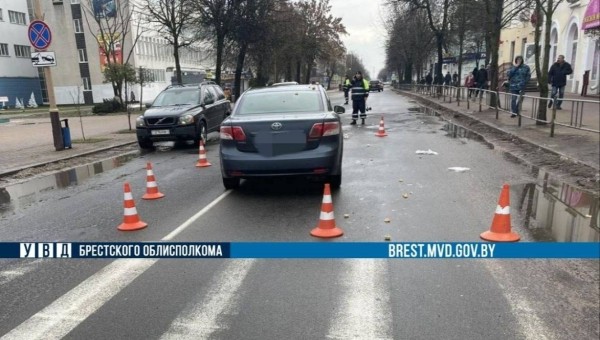 Женщину сбили на пешеходном переходе в Барановичах