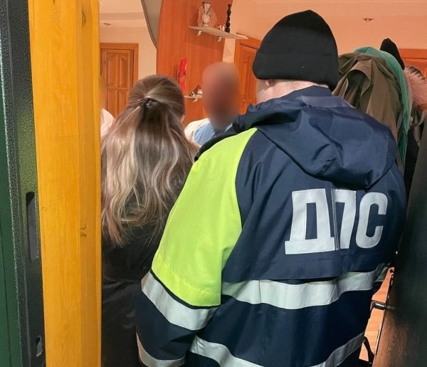 ГАИ и судебные исполнители пришли домой к нарушителям, не уплатившим штрафы по «письмам счастья»