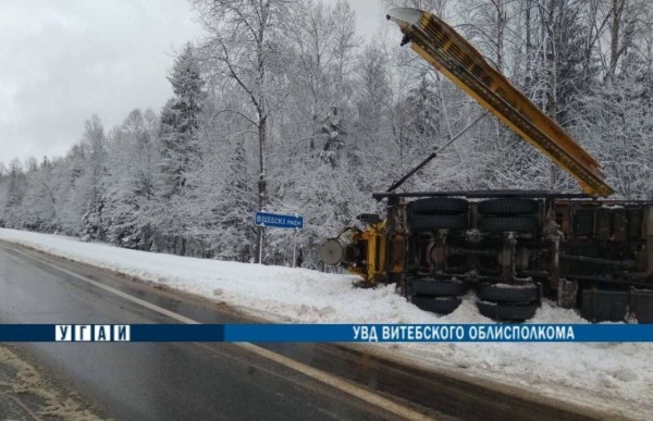 Лобовое столкновение со снегоуборчной машиной: погиб водитель микроавтобуса