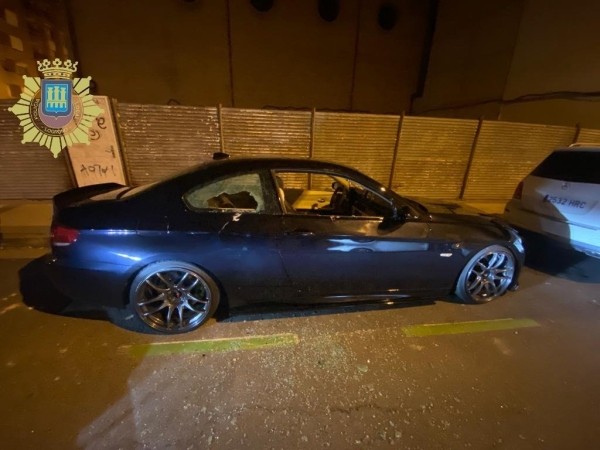 А вы как бы поступили? Отец разбил BMW сына, чтобы тот не садился за руль пьяным А вы как бы поступили? Отец разбил BMW сына, чтобы тот не садился за руль пьяным