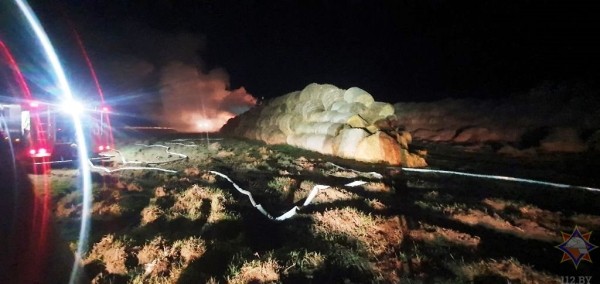 В Барановичском районе огнем уничтожено 60 тонн соломы В Барановичском районе огнем уничтожено 60 тонн соломы