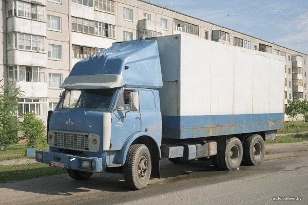 Самодельный дальнобой из 1990-х. Вспоминаем ушедшую эпоху
