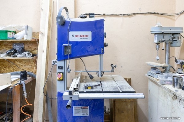 Жена чертит, муж сверлит, теща забивает гвозди. Белорусы взяли в долг $600 и открыли очень необычный бизнес Жена чертит, муж сверлит, теща забивает гвозди. Белорусы взяли в долг $600 и открыли очень необычный бизнес