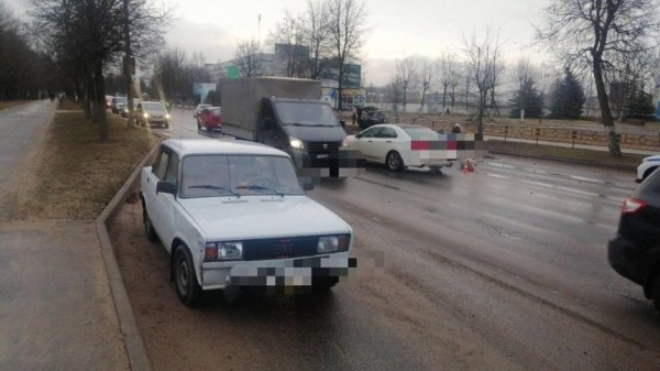 Жуткая авария в Молодечно: машину разорвало на две части Жуткая авария в Молодечно: машину разорвало на две части