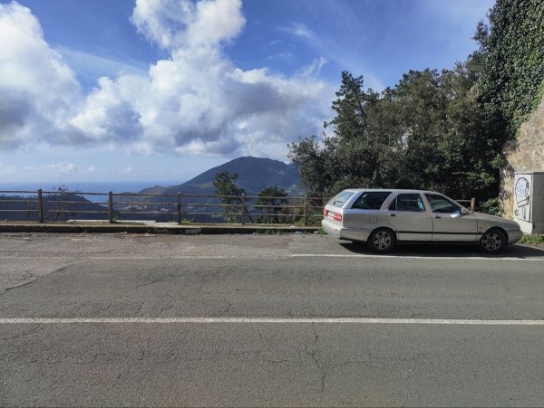 «На подготовку машины ушло почти 5 тысяч рублей». Семья из Беларуси рискнула поехать в Италию на стареньком автомобиле