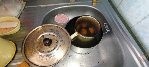 В Брестской области спасли пенсионерку, которой стало плохо во время приготовления пищи