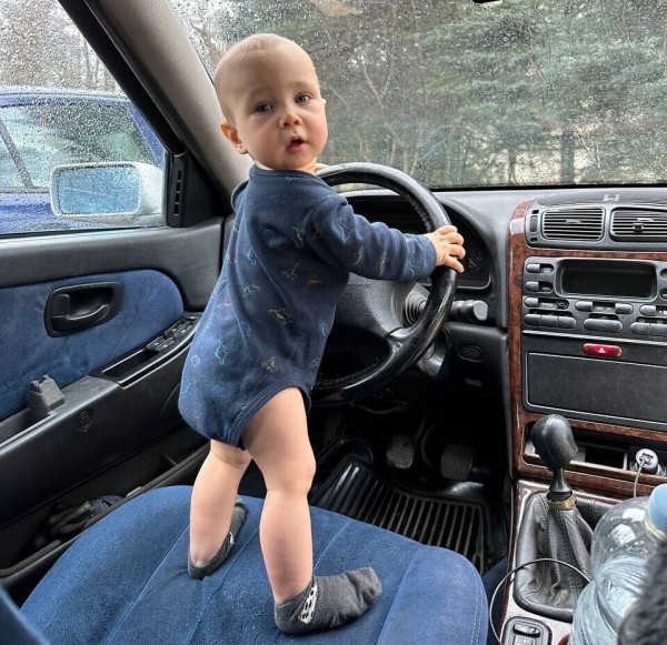 «На подготовку машины ушло почти 5 тысяч рублей». Семья из Беларуси рискнула поехать в Италию на стареньком автомобиле