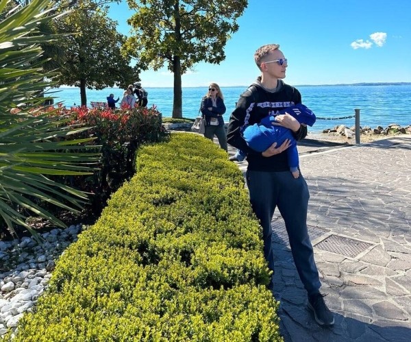 «На подготовку машины ушло почти 5 тысяч рублей». Семья из Беларуси рискнула поехать в Италию на стареньком автомобиле