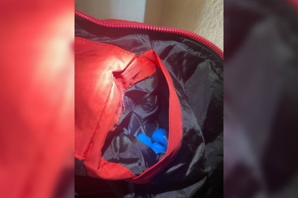 Белорус пытался провезти 17 грамм гашиша в бейсболке и безрукавке Белорус пытался провезти 17 грамм гашиша в бейсболке и безрукавке