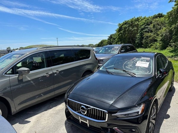 Белорус заказал авто из США и серьёзно прогадал с ремонтом