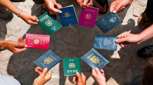Какой цвет паспорта самый популярный в мире – рейтинг Какой цвет паспорта самый популярный в мире – рейтинг