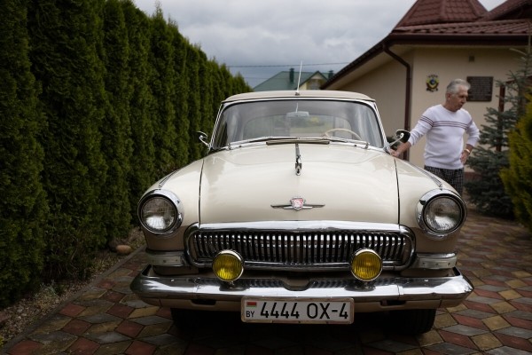 Посмотрите, какую «Волгу» отыскали в гараже у белоруса