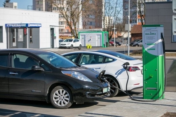 Таможня о ввозе электромобилей в Беларусь: без пошлины, но с условием Таможня о ввозе электромобилей в Беларусь: без пошлины, но с условием