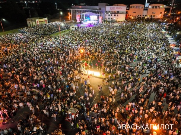 Праздничным фейерверком завершился второй день празднования Дня города Бреста