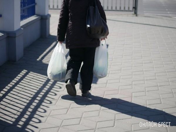 Пенсионерка скачала приложение и за считаные минуты лишилась 79 тысяч рублей