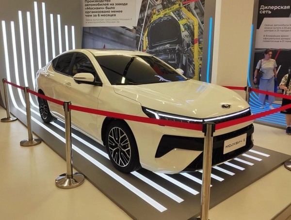 «Москвич-6» представили публике. Это перелицованный китайский лифтбэк «Москвич-6» представили публике. Это перелицованный китайский лифтбэк