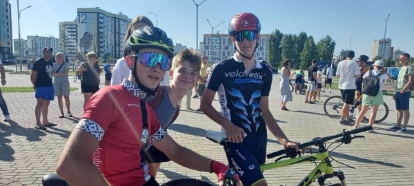 Первый этап мужской шоссейной велогонки  «Тур Беларуси» стартовал в Бресте