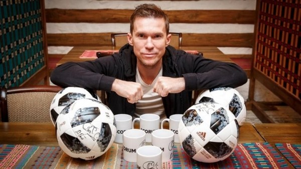 Александр Глеб возвращается в футбол. В какую команду? Александр Глеб возвращается в футбол. В какую команду?