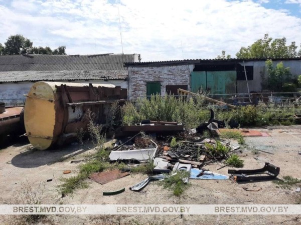 В Брестской области мужчина хранил 3400 кг металлолома в нарушение установленного порядка сбора