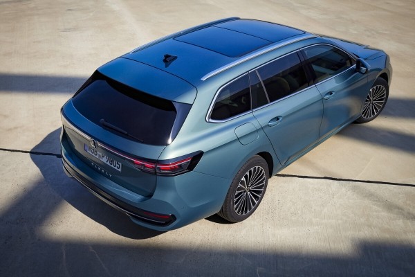 Новый Volkswagen Passat дебютировал официально. Посмотрите, как он изменился