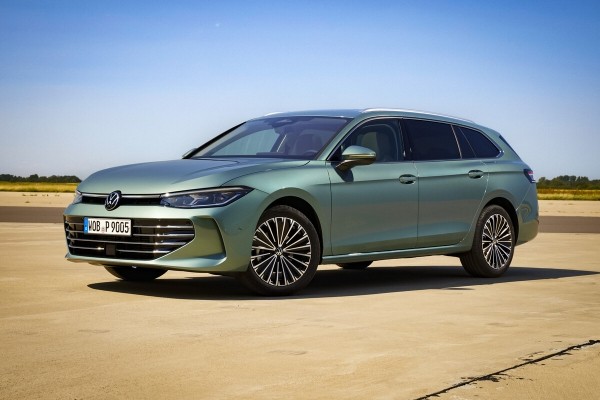 Новый Volkswagen Passat дебютировал официально. Посмотрите, как он изменился