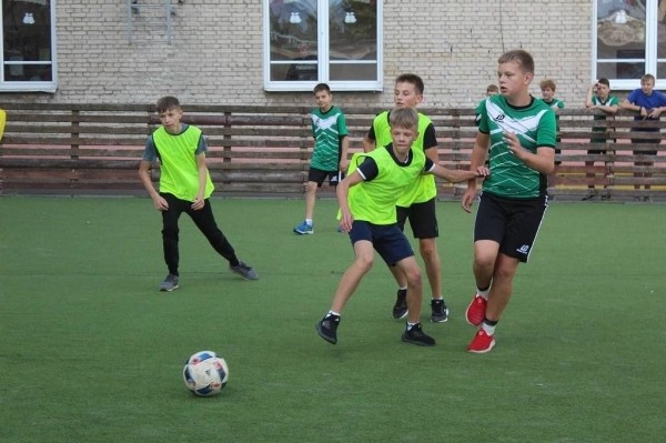 Соревнования по мини-футболу прошли в 19-й средней школе г. Бреста