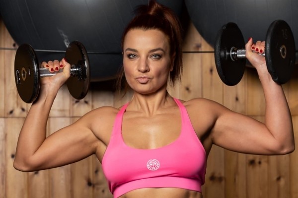 Уроженка Беларуси в Германии в 44 года берет призы в бодибилдинге Уроженка Беларуси в Германии в 44 года берет призы в бодибилдинге