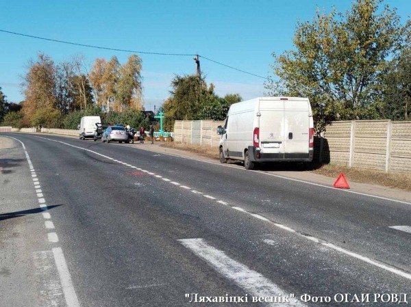 В Ляховичском районе столкнулись три автомобиля. Кто виноват?