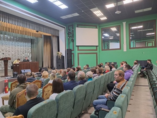 Родственники погибших в маршрутке под Смолевичами требуют от виновников до 100 тыс. рублей Родственники погибших в маршрутке под Смолевичами требуют от виновников до 100 тыс. рублей