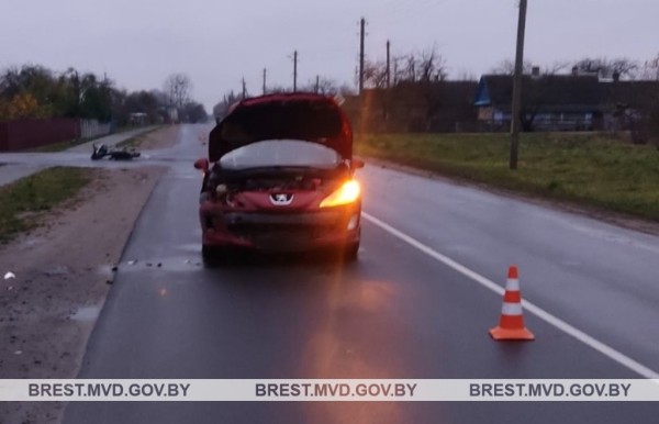 В Ганцевичском районе мотоцикл столкнулся с автомобилем