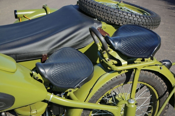 Считай, музейный экспонат! Белорус заморочился и вложил $10 тысяч в мотоцикл М-72 1953 г. в. Считай, музейный экспонат! Белорус заморочился и вложил $10 тысяч в мотоцикл М-72 1953 г. в.