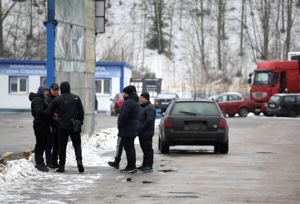 «Решил продать машину, а у неё нашёлся двойник». Белорус три года ездил на Lexus LX, не подозревая об автомобиле-клоне