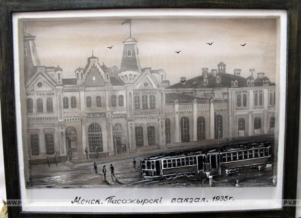 Сувенирную продукцию к «Дожинкам» изготавливают на фабрике художественных изделий в Пинске