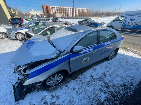 МВД продает аварийные Geely Emgrand 7 из Минска. За сколько предлагают машины? МВД продает аварийные Geely Emgrand 7 из Минска. За сколько предлагают машины?