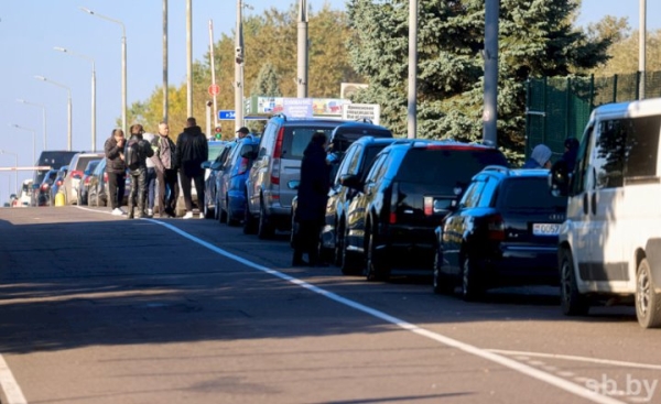 До €1000: нормы беспошлинного ввоза не изменятся до 1 апреля 2024 года