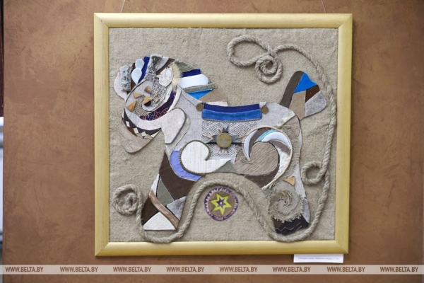 Выставка «Песні зямлі маёй» открылась в Бресте