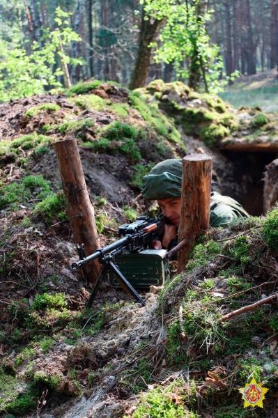 С использованием лазерного оружия. На полигоне под Брестом очередные занятия С использованием лазерного оружия. На полигоне под Брестом очередные занятия