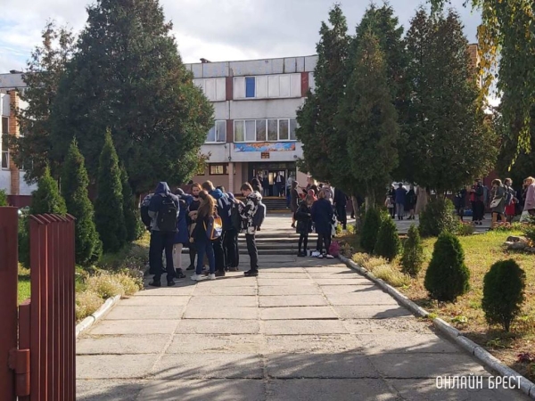 В МВД Беларуси сказали, что подростки чаще всего крадут друг у друга В МВД Беларуси сказали, что подростки чаще всего крадут друг у друга