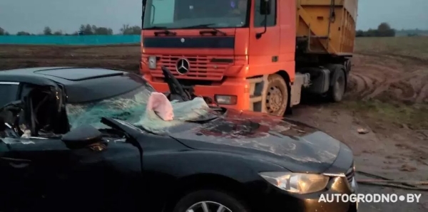 Буксировочный трос в сумерках прошил Mazda. Слова водителя